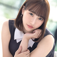 『鈴乃ニナ SEX大好き25歳の巨乳人妻がAVデビュー！！』の紹介画像