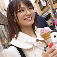 『着衣でオッパイ丸出しすみれちゃんｗ下から後ろから突かれまくり！メガネに顔射されてうれしそうｗ』の紹介画像