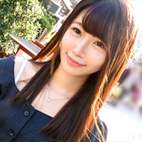 『制服コスのままフェラ！あいちゃんの制服をはだけさせたら乳首ビンビンで微妙に揺れる貧乳がたまりません！』の紹介画像