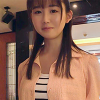 『透明感ある見た目のななみちゃんはイラマチオに中出しとどんなプレイもこなせるユーティリティエロ娘w』の紹介画像