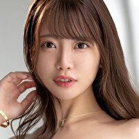 椎名ななみ