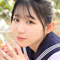 白百合みなみ